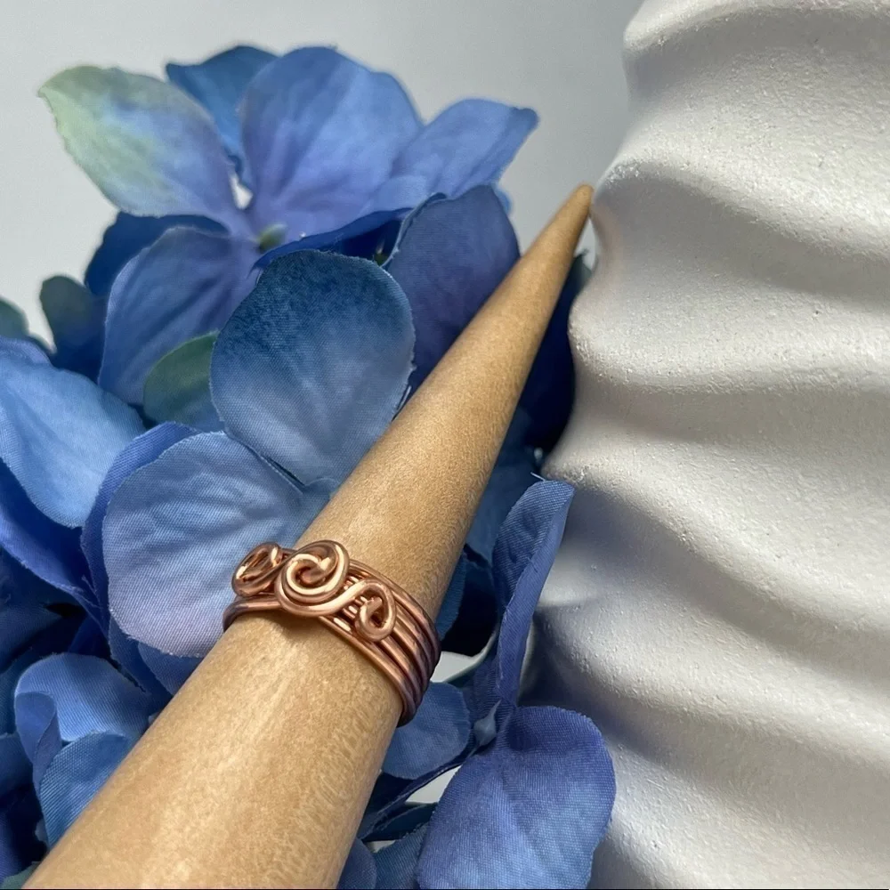 Artisan 𝅺Copper Spiral Wire Wrap Ring